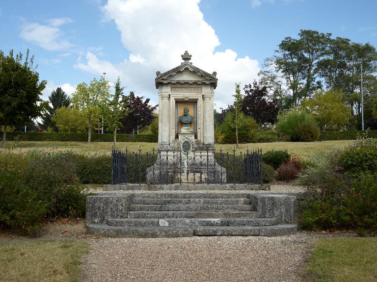 Vue générale du monument.