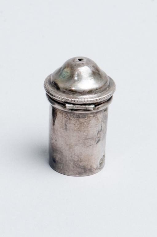 2 ampoules à saint chrême