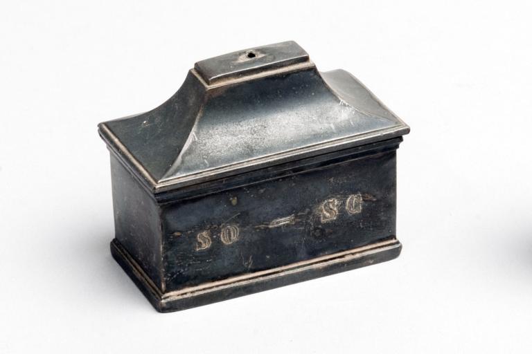 Coffret aux saintes huiles