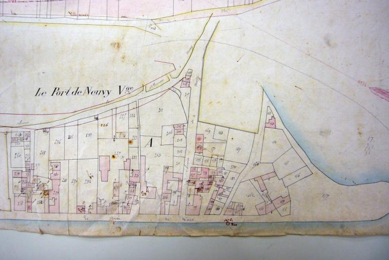Extrait du cadastre napoléonien de 1834 : le port de Neuvy. (service des impôts de Nevers).