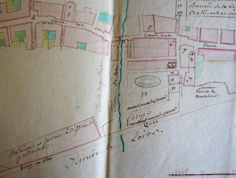 Plan géométrique de l'état actuel de la grande route de Paris à Lyon traversant la ville de Cosne levé au mois de décembre 1786. Détail sur les quais. (archives nationales, F 14 167 a).