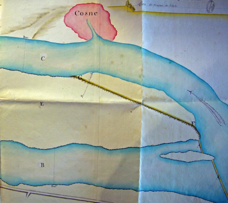 Plan d'un ouvrage pour supprimer un des bras de la Loire vis à vis de Cosne (pour porter les eaux vers la ville), 1781. Détail. (archives nationales, F 14 1201).
