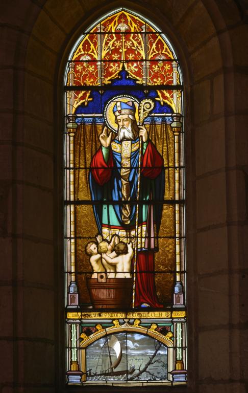 Eglise Saint-Jacques de Cosne, vitrail placé dans le choeur (sud) : Saint Nicolas et scène d'inondation. Vitrail signé par L. Lobin, Tours, 1859.