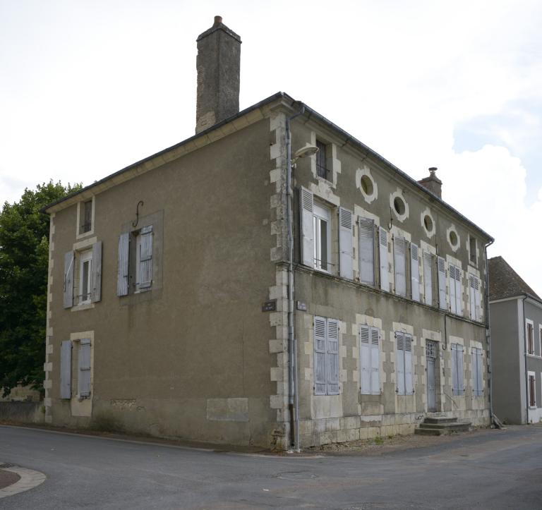 Les aménagements portuaires de la Loire : commune de Neuvy-sur-Loire (Nièvre)