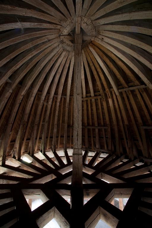 Tour sud, intérieur, comble, détail de la charpente.