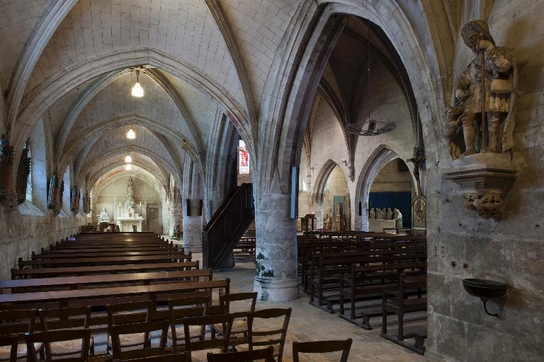 Bas-côté nord, intérieur, vue de l'ouest (2013).