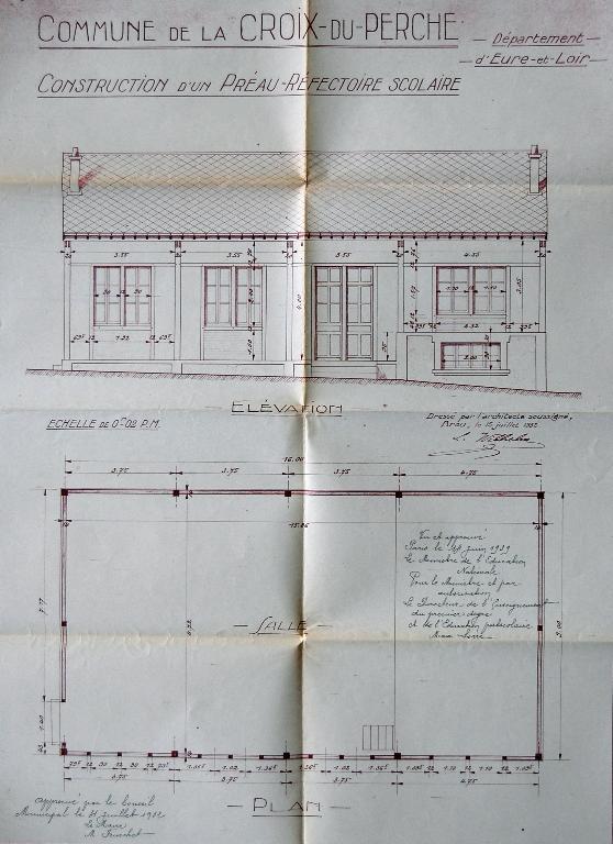 Projet de construction d’un préau et réfectoire scolaire dressé par l’architecte Wilhelm en 1932, plan et élévation. (Archives départementales d’Eure-et-Loir, 2 O 1129).