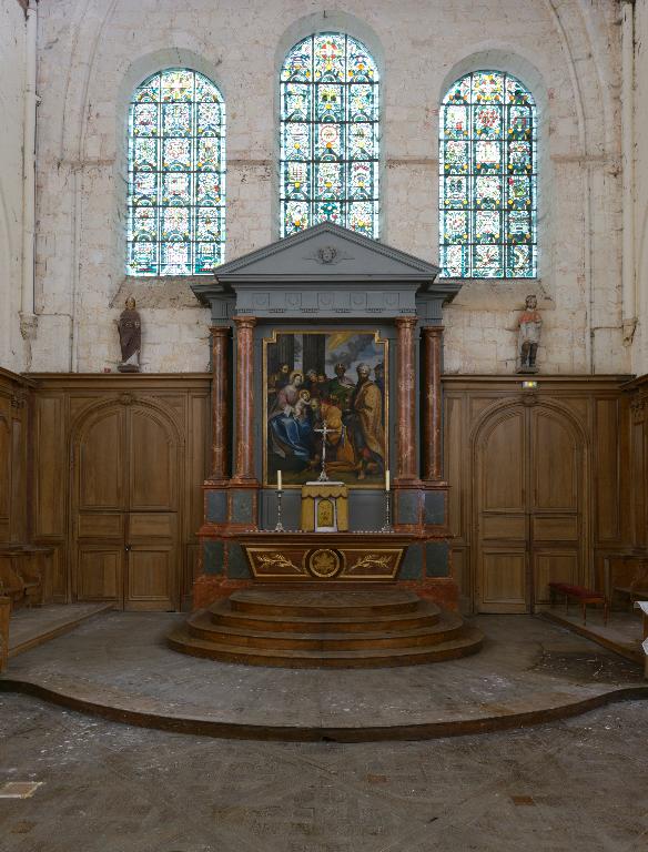 Intérieur, vue générale du retable.