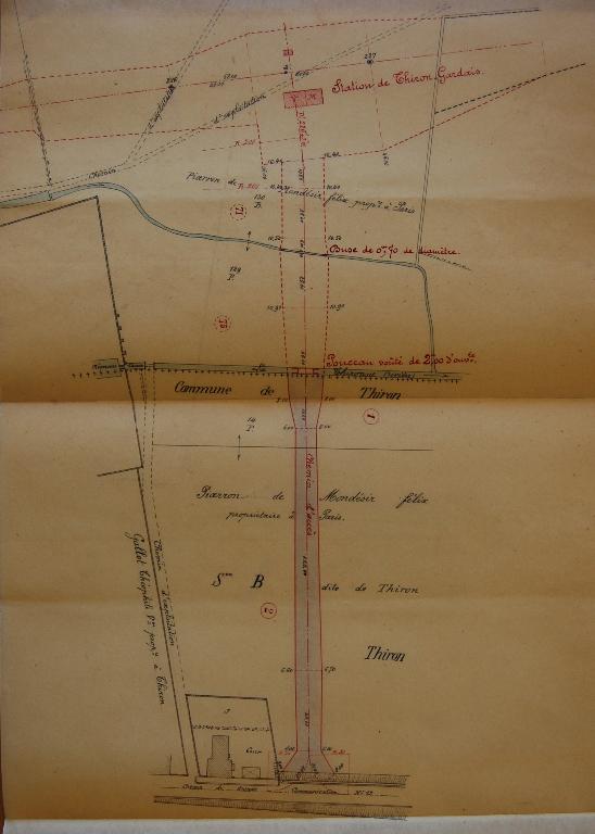 Plan des ouvrages à exécuter : ponceau sur la Thironne et chemin d'accès (actuel avenue de la Gare) dressé en 1897 par M. Goury du Roslan, ingénieur ordinaire.