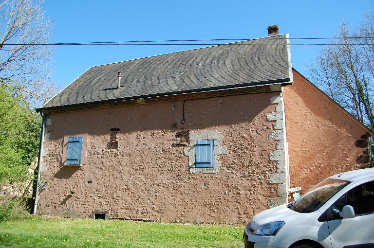 Logis, vue générale depuis l'ouest.