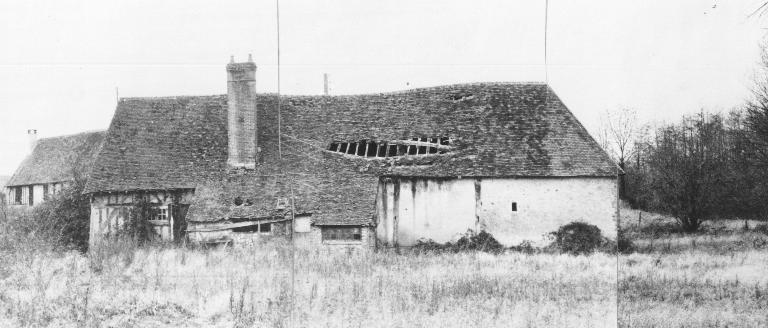 Moulin, vue générale depuis l'est (cliché ancien, vers 1980, avant rénovation).