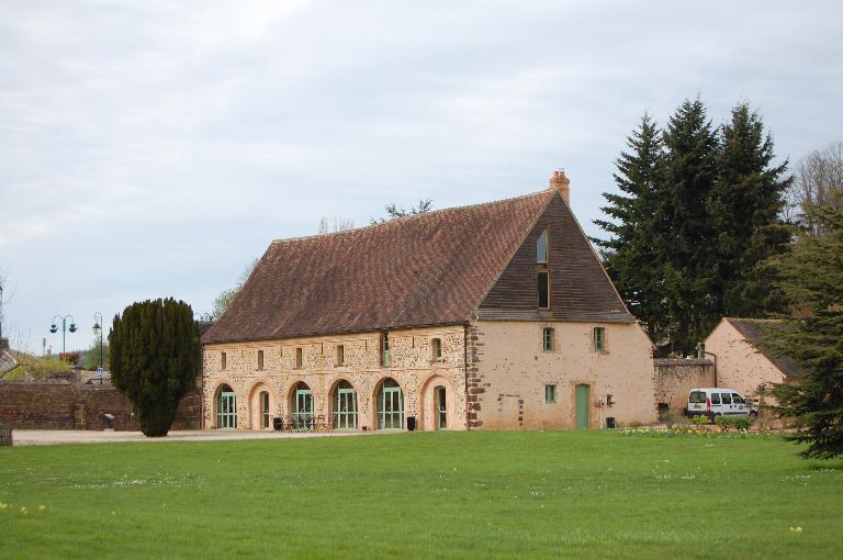 Vue de situation depuis le sud-est.