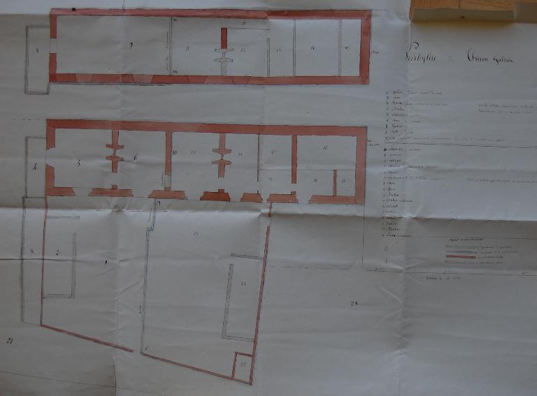 Projet de distraction d'une partie du presbytère pour y établir une école communale (non réalisé), plan du rez-de-chaussée et de l'étage carré dressé vers 1835 (auteur anonyme).