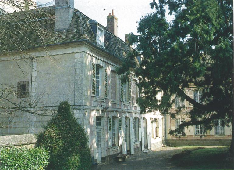 Corps de logis, vue de l'aile nord-ouest depuis l'ouest (état en 1999).