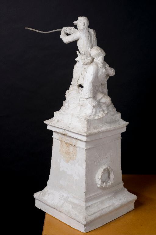 Bellegarde : maquette du monument des Aydes