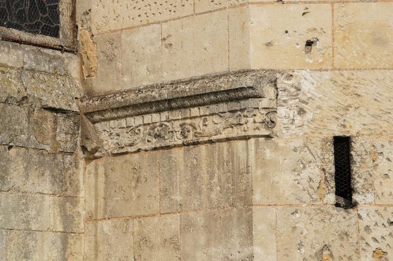 Tour d'escalier, détail du premier niveau d'élévation.