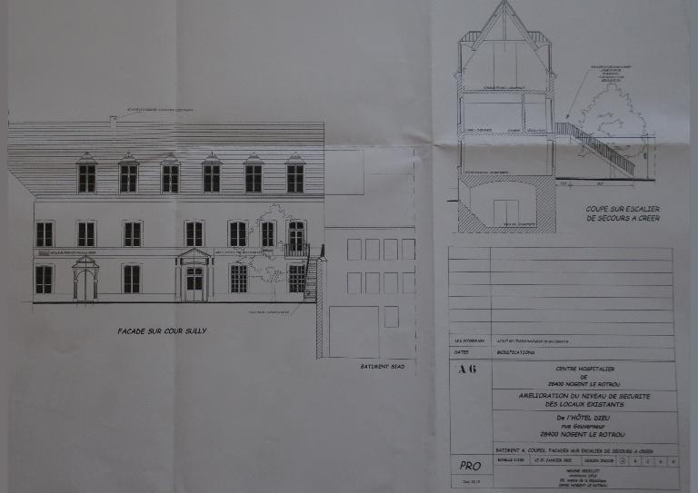 Bâtiment A, élévation nord et coupe transversale (2005).