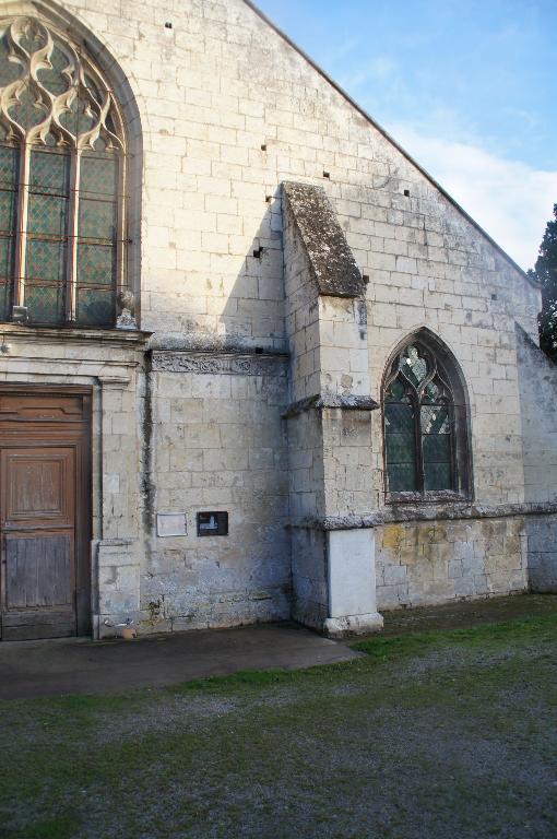 Nef, mur pignon ouest, vue de l'ouest.