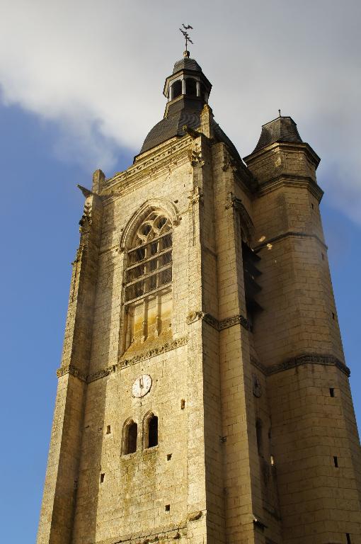 Clocher et tour d'escalier, élévation, vue du sud-est.