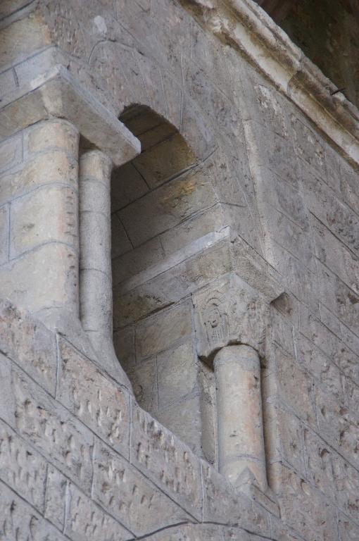 Transept, croisée, élévation intérieure, détail de la tribune nord.
