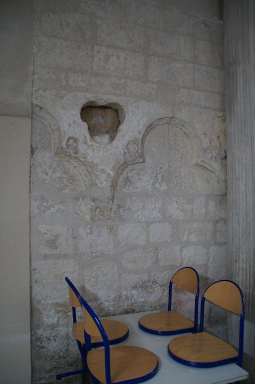 Transept, bras sud, élévation intérieure, détail du mur sud.