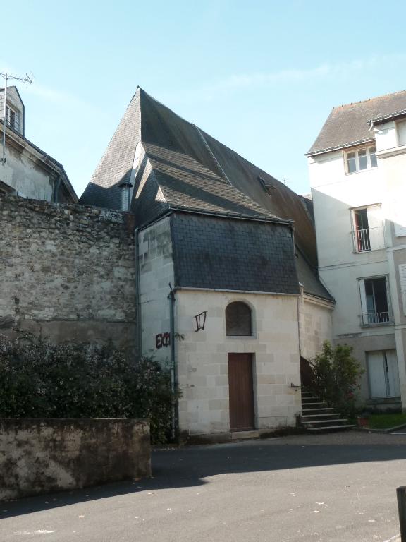 Vue de la chapelle du prieuré Sainte-Anne depuis l'est.