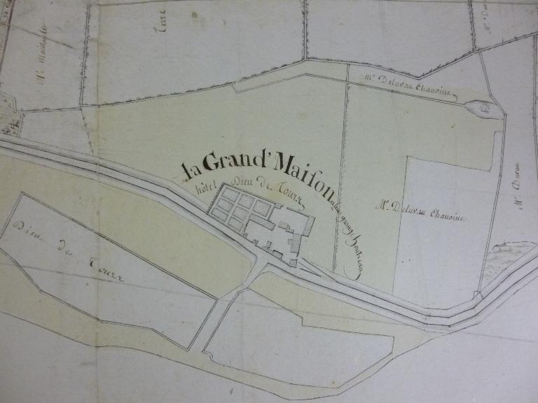 La Grand' Maison sur les "Plans de Bains es Varennes de la Riche, St Genoulph & Berthenay levé en 1788" (Archives départementales d'Indre-et-Loire G207).