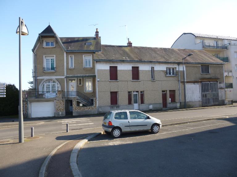 Rue de la Mairie : maison d'artisan. ; Vue générale nord.