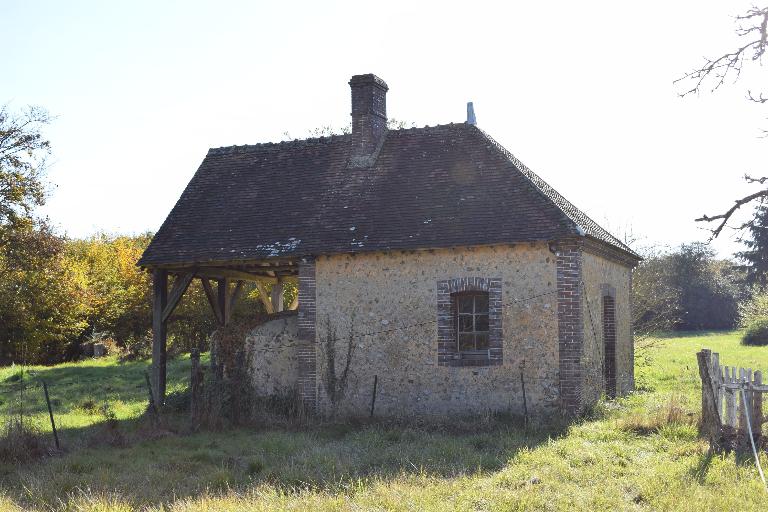Fournil, vue générale depuis le nord-ouest.