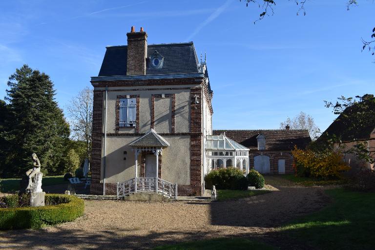 Maison de maître, vue générale depuis l'ouest.