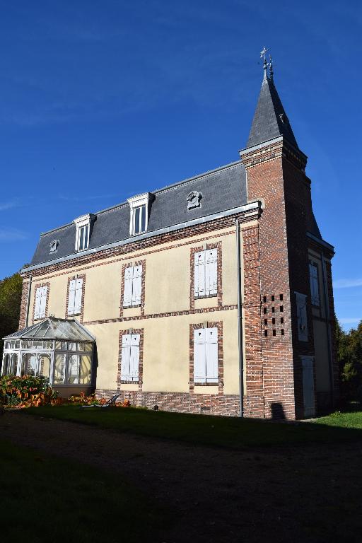 Maison de maître, vue générale depuis le sud-est.
