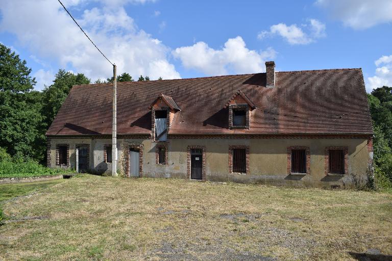 Bâtiment principal, vue générale depuis le sud.