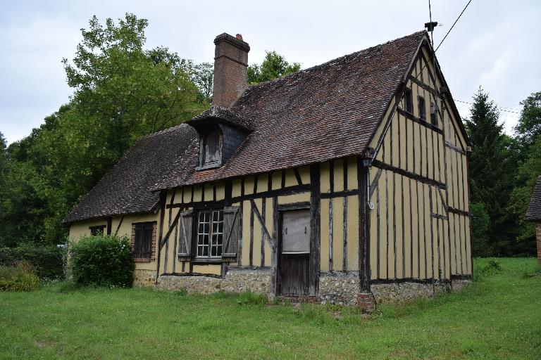Logis, vue générale depuis le sud-est.