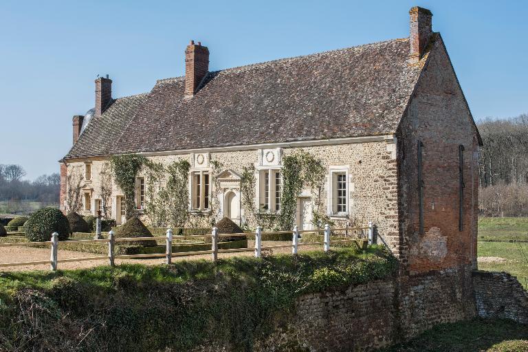 Anciens communs, vue générale depuis le sud-est.