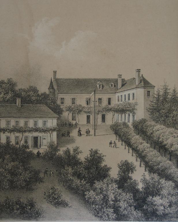 Lithographie, aile est, église mariale, vue de l'est (19e siècle). ; Lithographie, aile est, église et bâtiments sur cour, vue de l'est (19e siècle). ; Lithographie : aile est, église mariale, vue de l'est (19e siècle).