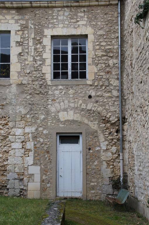 Aile ouest, détail, face est.