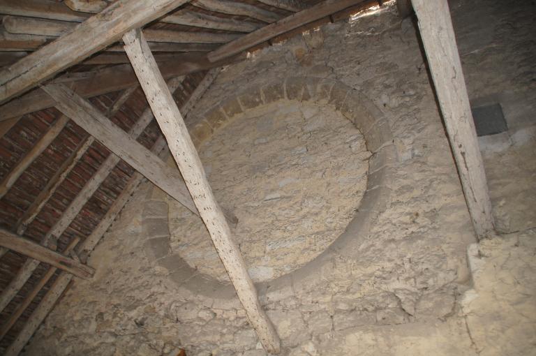 Aile ouest, élévation intérieure : comble, rose.