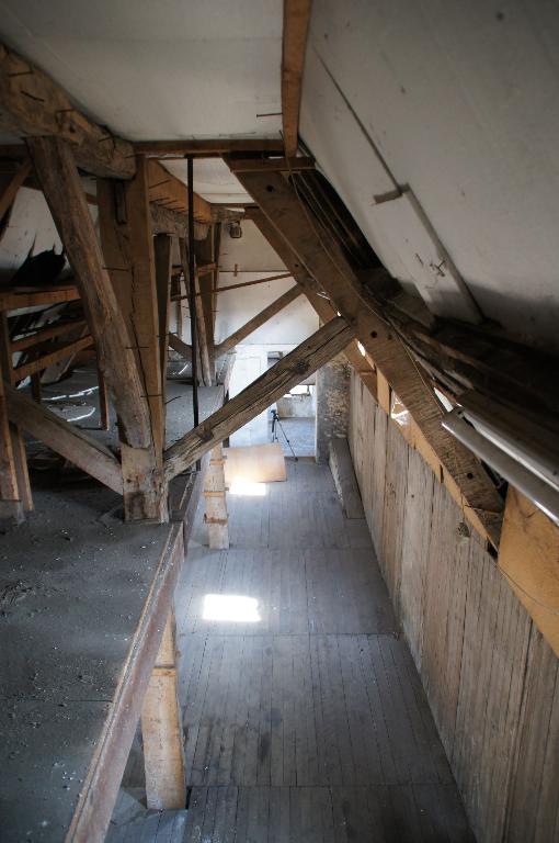 Vue intérieure, second niveau de comble (bâtiment 2).