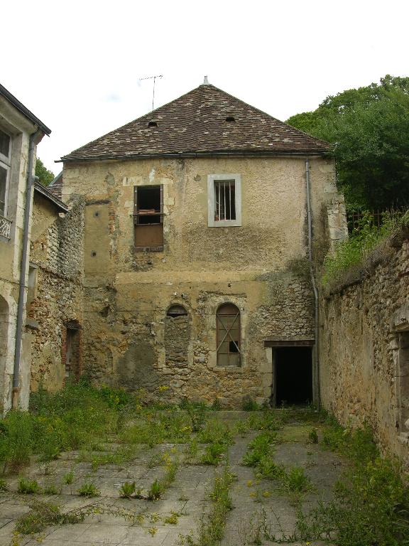 Face ouest, vue de l'ouest.
