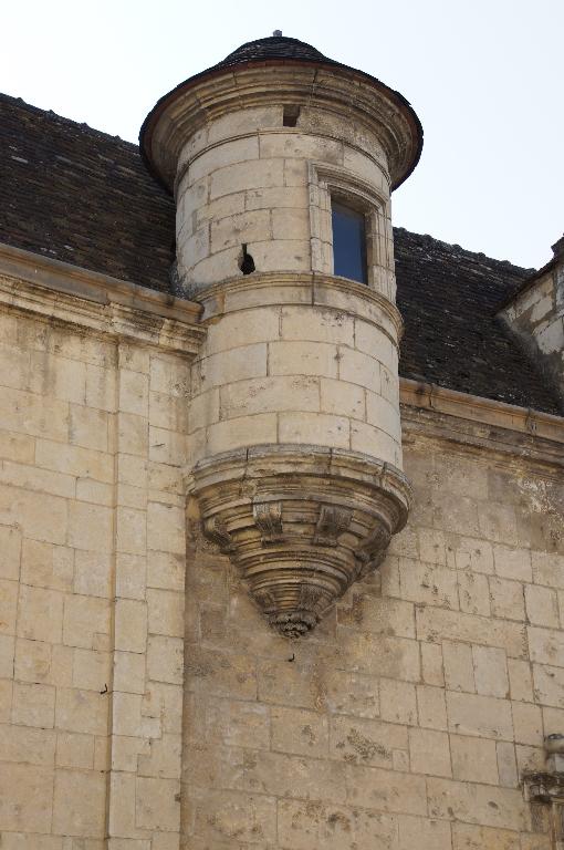Bâtiment 3, face nord, détail d'une échauguette, vue du nord.
