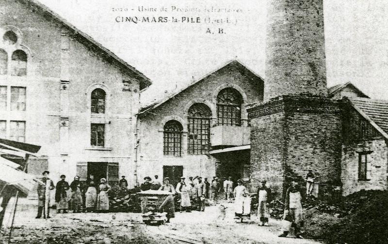 Cour Sud de l'usine.