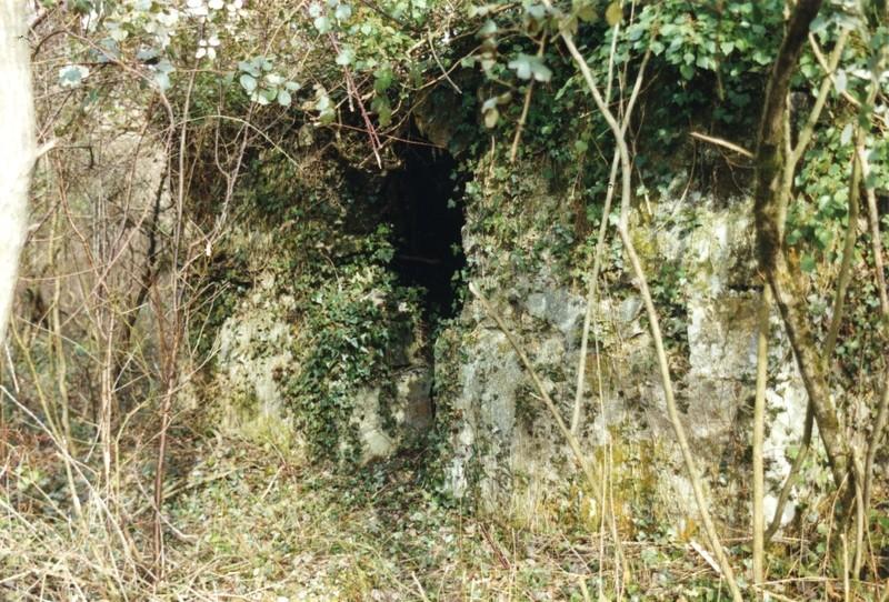 Face O du four, porte de chargement.