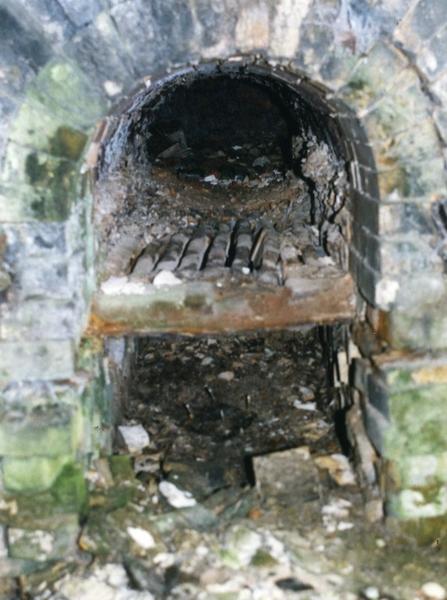 Site E, four 1 (Un des foyers N).