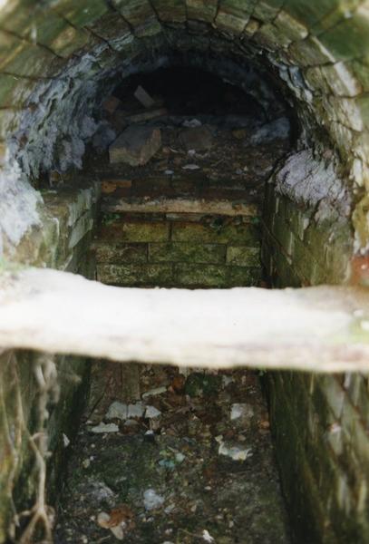 Site O, four 2 (Foyer central).