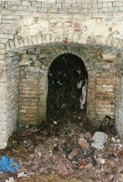 Four à chaux, embrasure de déchargement.