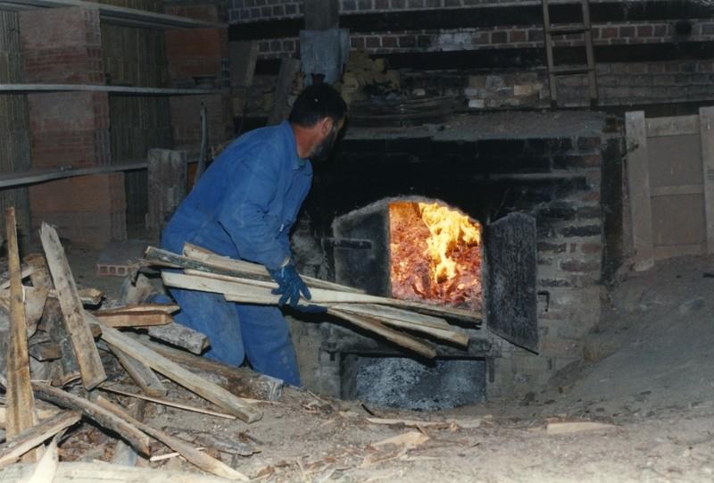 Entretient des foyers (cuisson des 16-17-18 avril 1997).