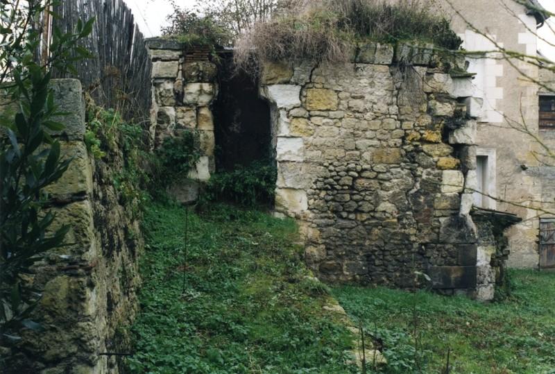 Face E, rampe et embrasure de chargement.