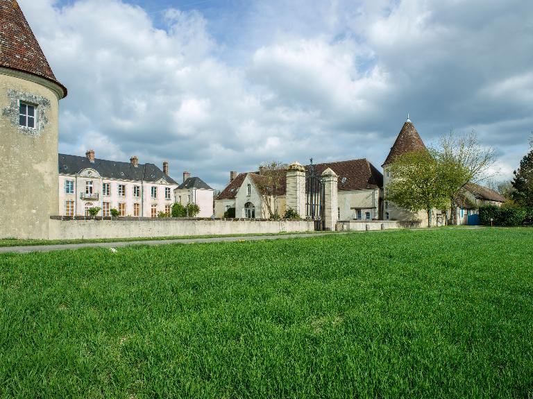 Vue partielle depuis l'ouest.