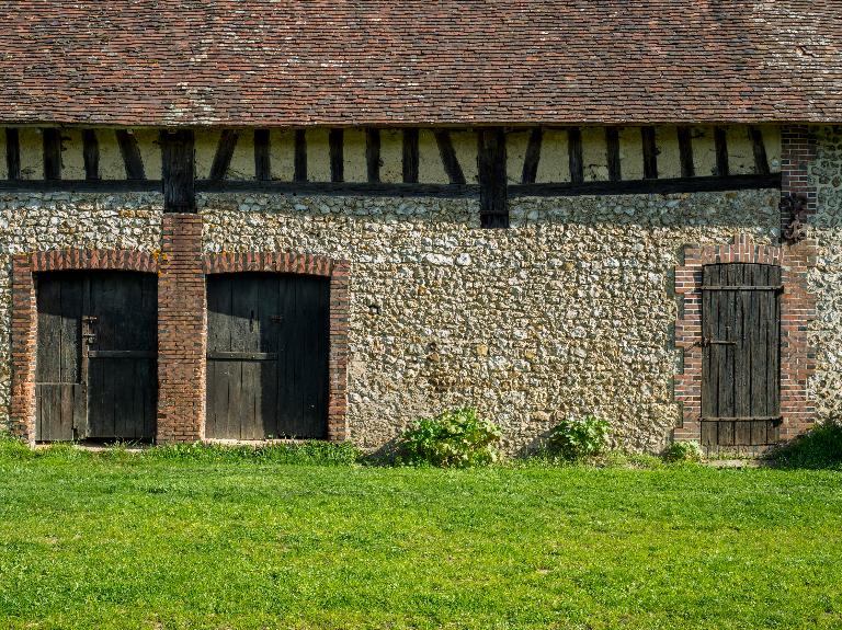 Bâtiment secondaire, partie grange/pressoir, vue de détail de la façade sud.