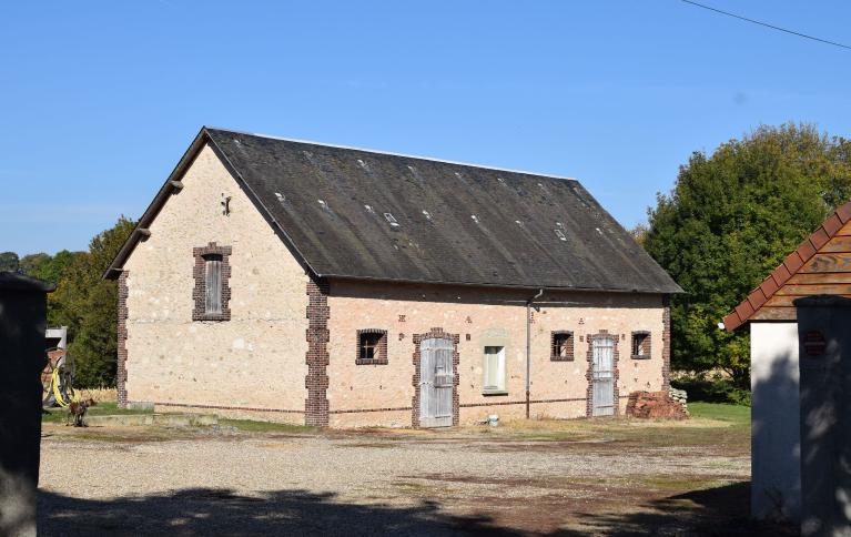 Bergeries (?), vue générale depuis le sud.